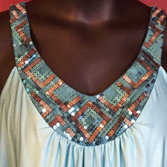 MAURICES EMBELLISH TOP SIZE 2 (20/22) - Picture 3 of 4